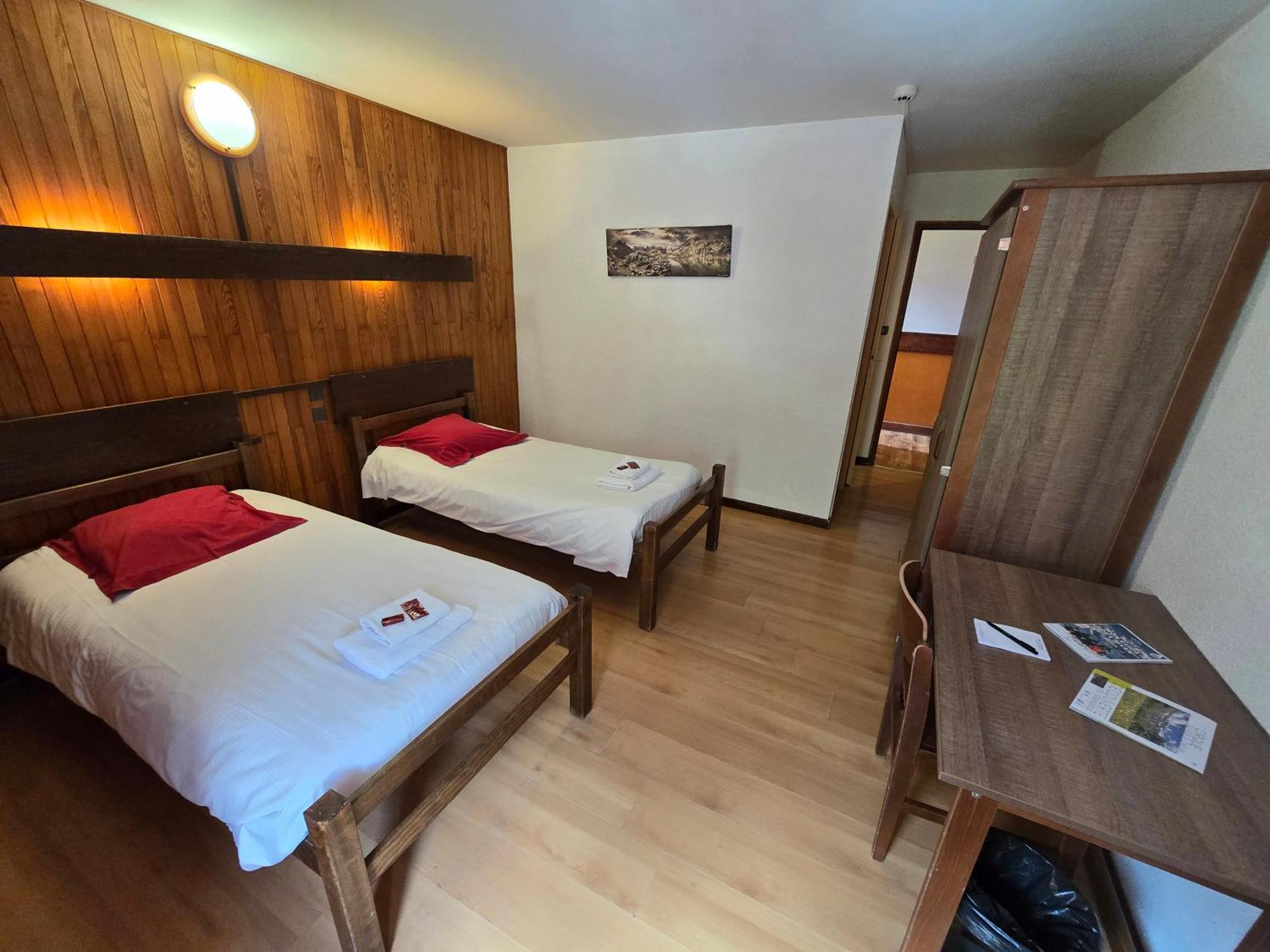 Hotel Et Centre De Vacances Le Choucas Sixt Esterno foto